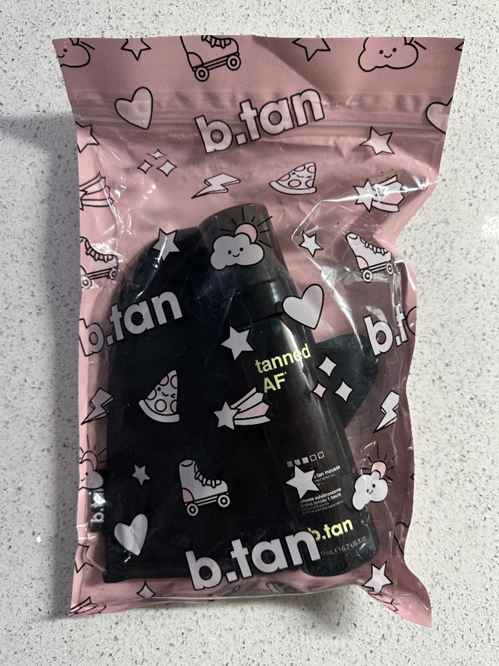 B.tan self tan kit